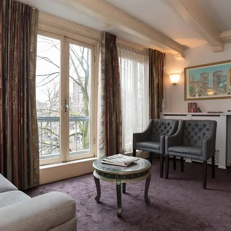 Guest house Double Floor Canal Estate